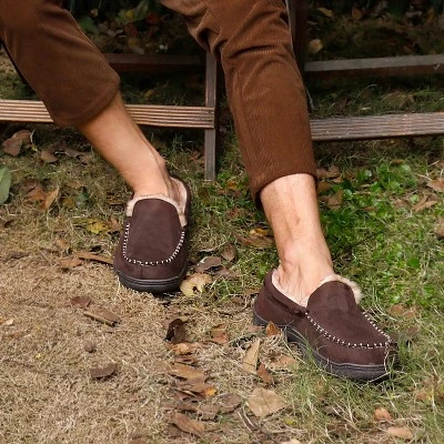 RockDove Men's Carter Faux Fur Lined Microsuede Moc Slipper 5 RockDove Men's Carter Faux Fur Lined Microsuede Moc Slipper - Image 5