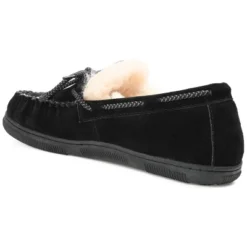 Territory Meander Genuine Sheepskin Moccasin Slipper 17 Territory Meander Genuine Sheepskin Moccasin Slipper -Dockers Shoes Shop GUEST 31af1d86 1793 4dd2 978d 5a2df81bdc54